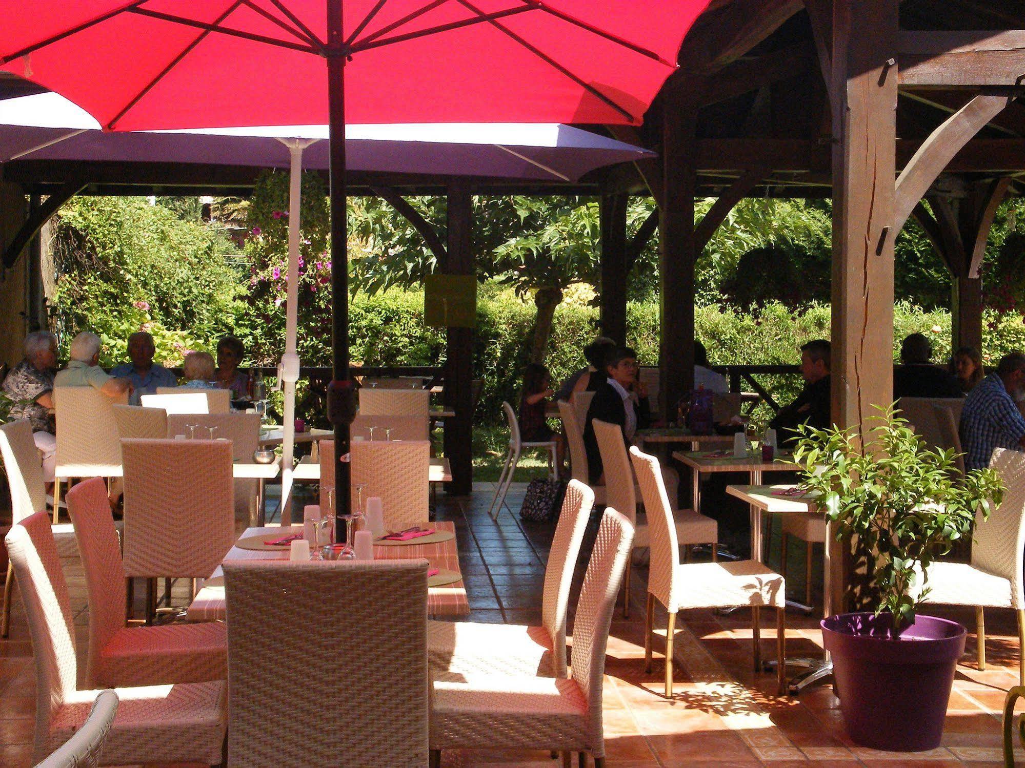 Hotel Restaurant Du Commerce Estang